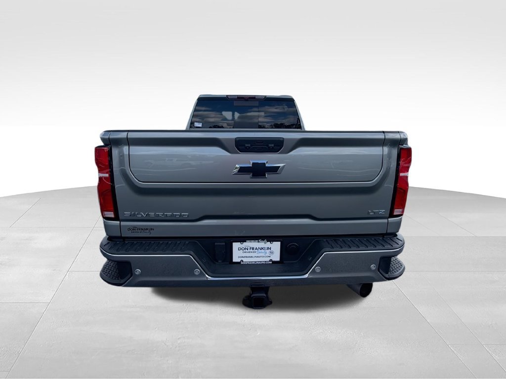 Used 2025 Chevrolet Silverado 2500 LTZ w/ LTZ Plus Package AWD/4WD image 7