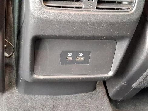 Used 2023 Nissan Rogue SV image 42