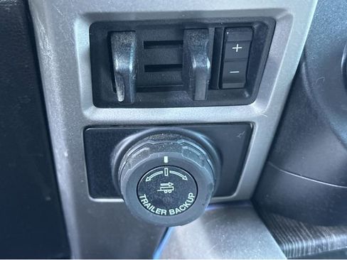Used 2020 Ford F350 Lariat w/ Lariat Ultimate Package AWD/4WD image 33