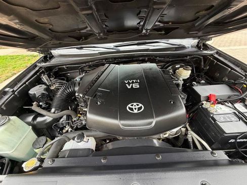 Used 2013 Toyota Tacoma PreRunner w/ TRD Off-Road Pkg RWD image 40