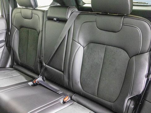 New 2025 Jeep Grand Cherokee Laredo image 27