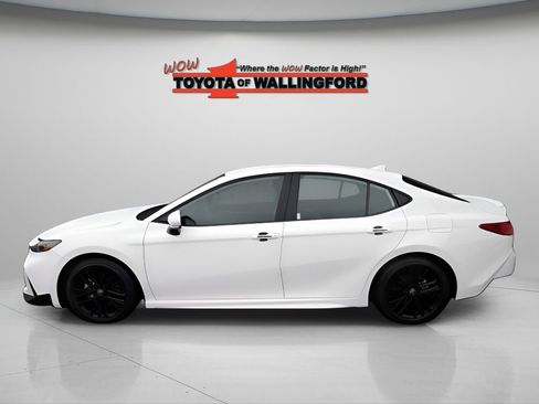 Certified 2025 Toyota Camry SE w/ Convenience Package FWD image 2