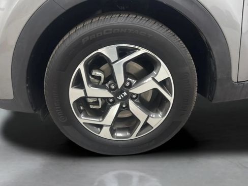 Used 2020 Kia Sportage LX FWD image 27