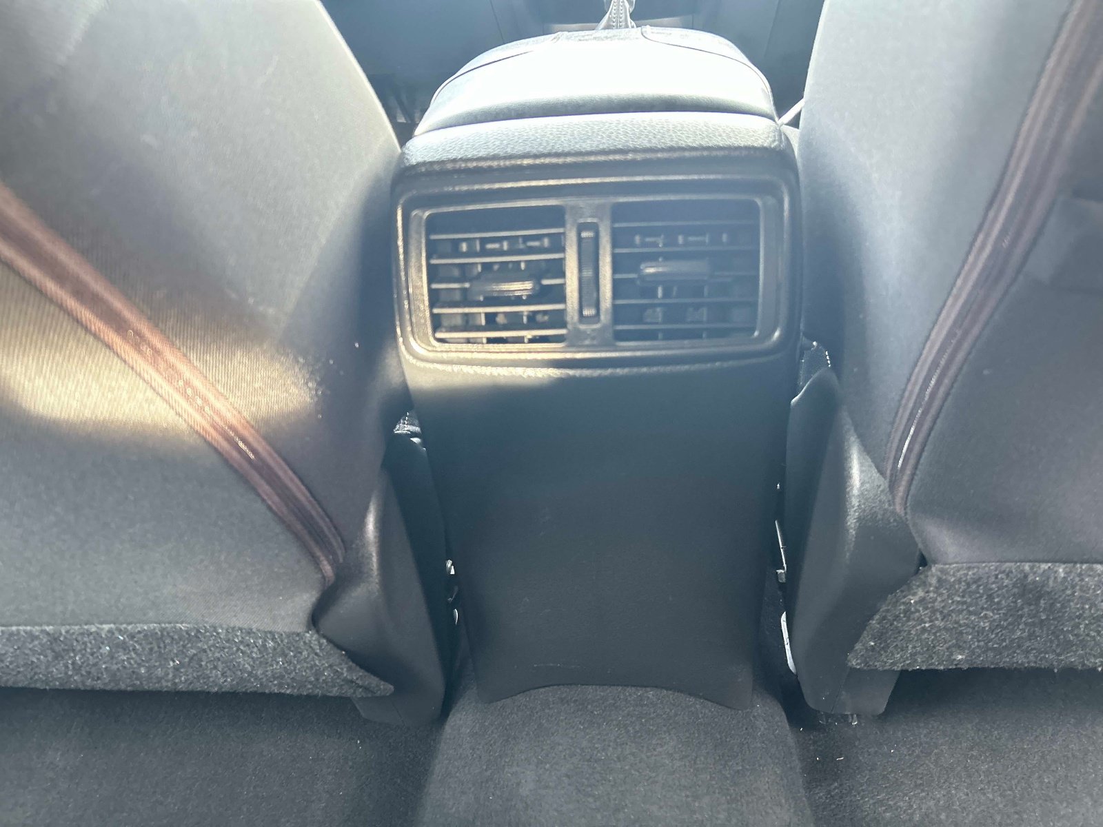 Used 2017 Nissan Rogue Sport SV AWD/4WD image 16