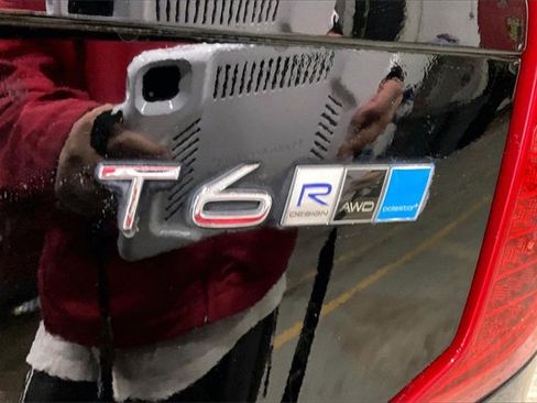 Used 2018 Volvo XC90 T6 R-Design w/ Convenience Package image 8