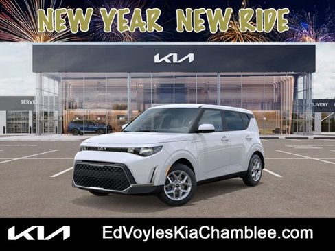 New 2025 Kia Soul LX image 1