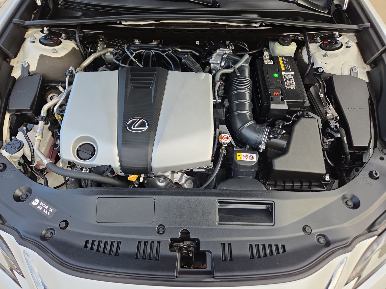 Used 2021 Lexus ES 350 Ultra Luxury w/ Accessory Package 2 FWD image 21
