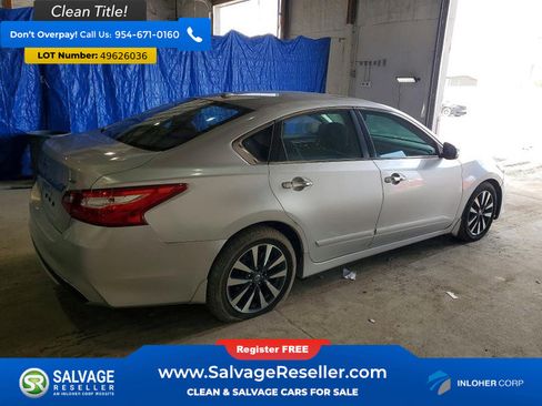 Used 2016 Nissan Altima 2.5 SV w/ Convenience Package FWD image 4