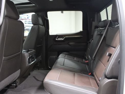Used 2023 GMC Sierra 1500 Denali w/ Denali Reserve Package AWD/4WD image 24