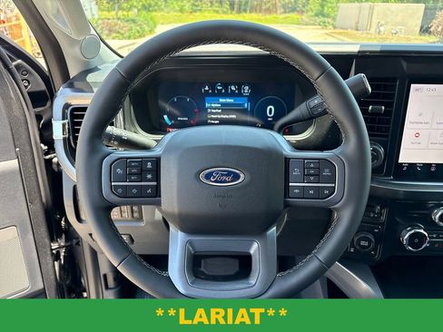 New 2026 Ford F250 Lariat w/ Black Appearance Package AWD/4WD image 17