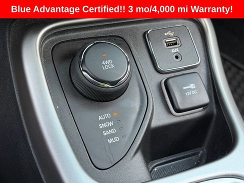 Used 2018 Jeep Compass Latitude w/ Popular Equipment Group AWD/4WD image 28