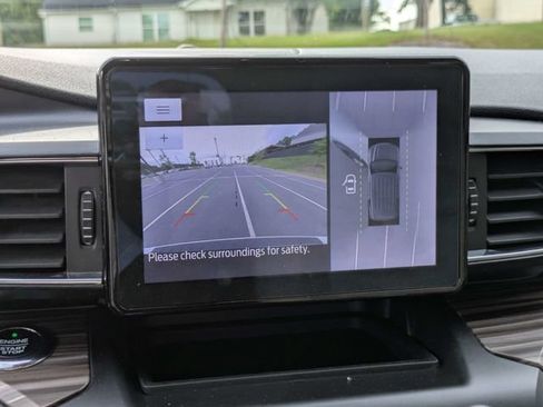 Used 2020 Ford Explorer Limited w/ Class III Trailer Tow Package RWD image 22