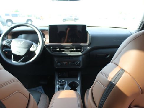 New 2026 Ford Bronco Sport Outer Banks w/ Outer Banks Tech Package+ AWD/4WD image 16