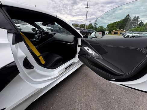 Used 2025 Chevrolet Corvette Stingray Coupe w/ Z51 Performance Package RWD image 27
