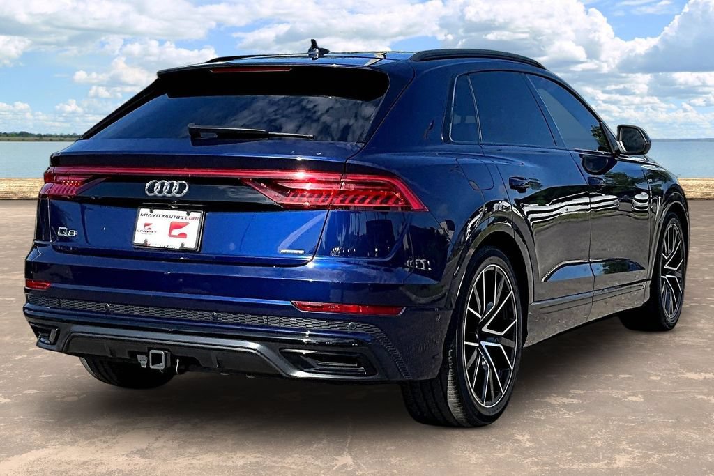 Used 2019 Audi Q8 Prestige w/ Adaptive Chassis Package AWD/4WD image 4