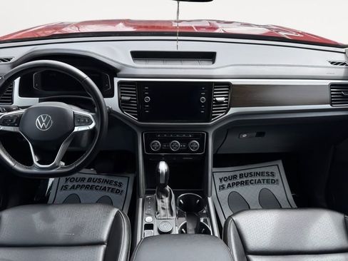 Used 2023 Volkswagen Atlas SE AWD/4WD image 16