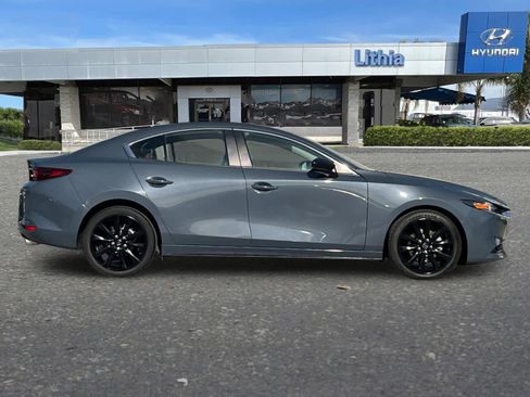Used 2024 MAZDA MAZDA3 s image 8