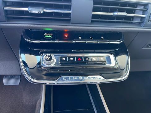 Used 2023 Lincoln Corsair Reserve image 51