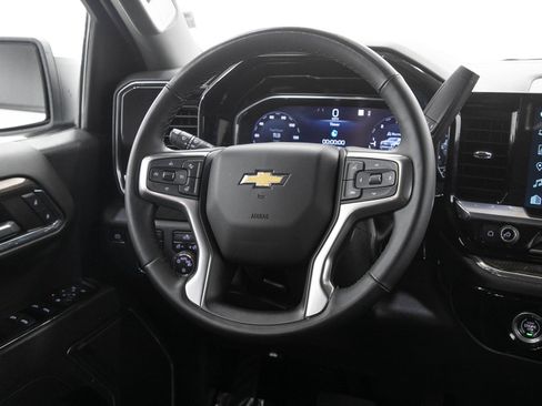Used 2023 Chevrolet Silverado 1500 LT AWD/4WD image 17
