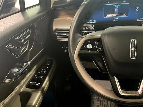 Used 2023 Lincoln Corsair Reserve w/ Equipment Group 201A image 11