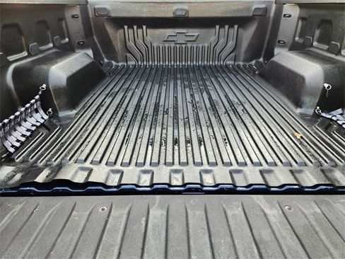 Used 2023 Chevrolet Silverado 1500 LT image 31