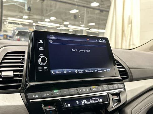 Used 2025 Honda Odyssey EX-L image 22