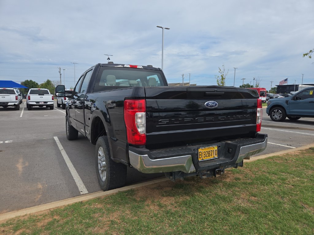 Used 2020 Ford F250 XL w/ STX Appearance Package AWD/4WD image 2