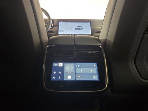 Used 2023 Rivian R1T Adventure image 28