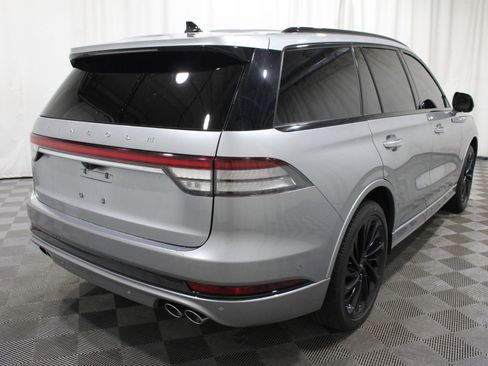 Used 2024 Lincoln Aviator Reserve w/ Equipment Group 201A AWD/4WD image 33