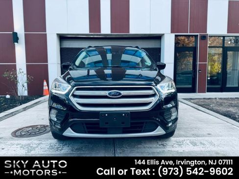 Used 2018 Ford Escape SEL w/ Ford Safe & Smart Package image 2
