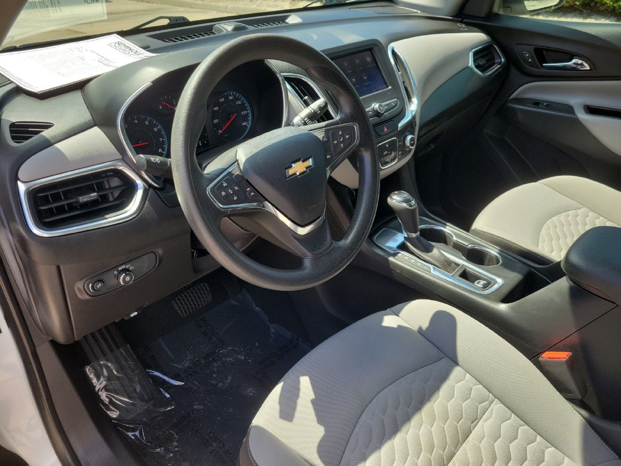 Certified 2021 Chevrolet Equinox LS w/ LS Convenience Package FWD image 14