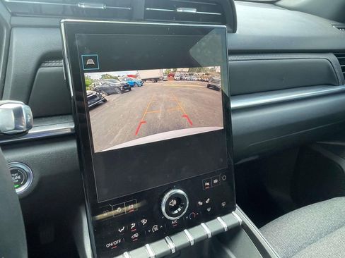 Used 2025 GMC Terrain Elevation AWD/4WD image 16