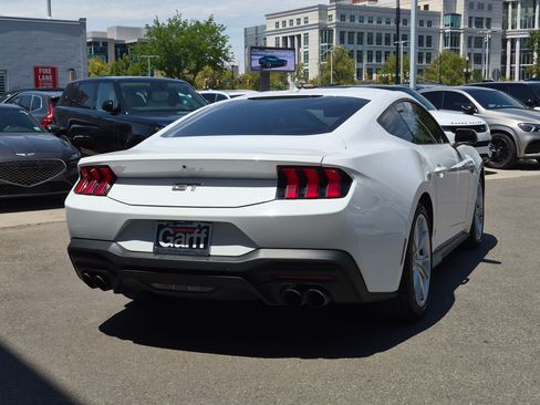Used 2024 Ford Mustang GT Premium RWD image 3