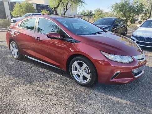 Used 2018 Chevrolet Volt LT w/ LT Driver Confidence Package FWD image 8