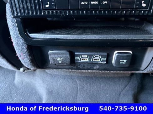 Used 2024 Jeep Wagoneer L Series II w/ Flexible Seating Group image 51