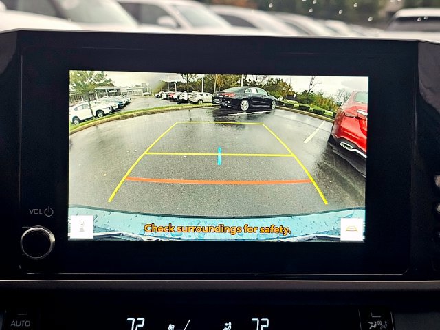 Used 2025 Toyota Camry SE FWD image 41