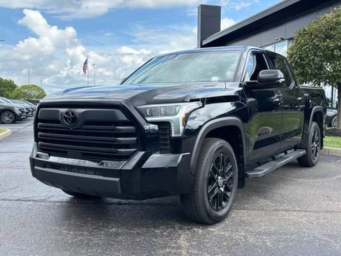 Used 2024 Toyota Tundra Limited AWD/4WD image 6