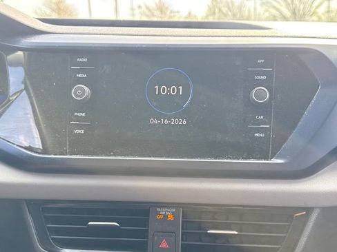 Used 2022 Volkswagen Taos SE image 26