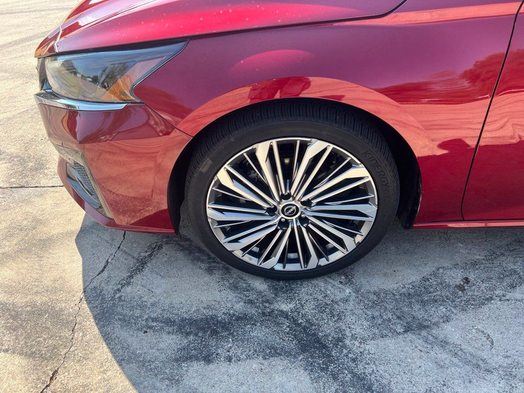 Used 2023 Nissan Altima 2.5 SL FWD image 21