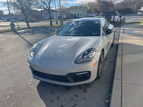 Used 2023 Porsche Panamera 4 Platinum Edition image 46