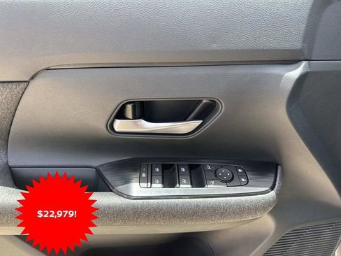 New 2025 Nissan Kicks SV w/ Interior Electronics Package image 12