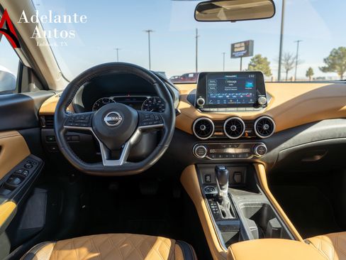 Used 2025 Nissan Sentra SV w/ SV Premium Package image 11