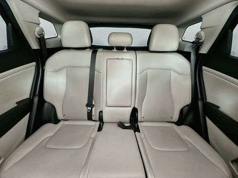 Used 2025 Kia Sportage EX w/ Premium Package FWD image 13