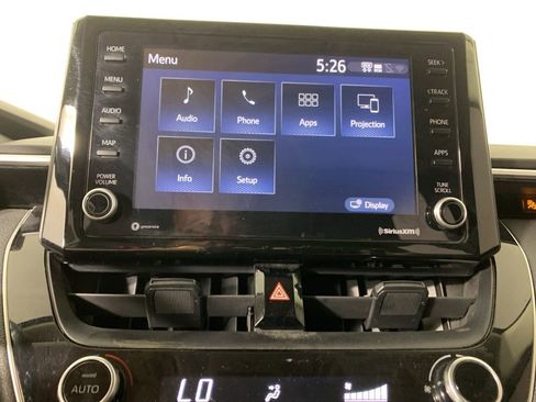 Used 2022 Toyota Corolla LE FWD image 18