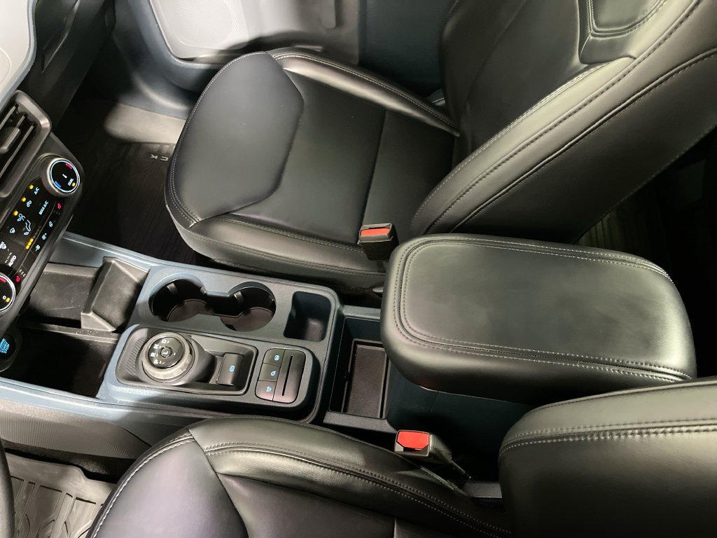 Used 2024 Ford Maverick Lariat w/ Black Appearance Package FWD image 24