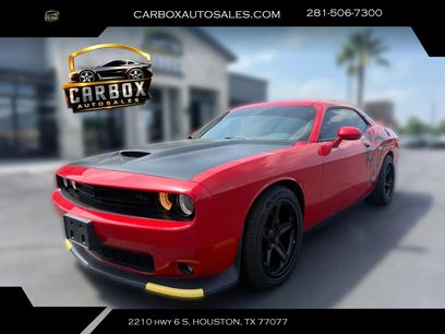 Used 2022 Dodge Challenger R/T w/ Blacktop Package