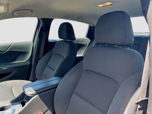 Used 2025 Chevrolet Malibu LT FWD image 20
