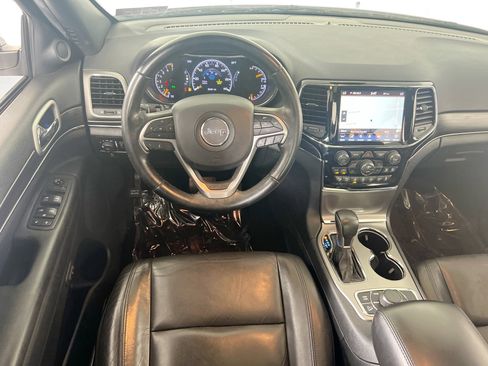 Used 2020 Jeep Grand Cherokee Limited image 23