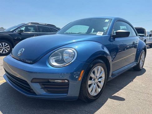 Used 2018 Volkswagen Beetle 2.0T S FWD image 3