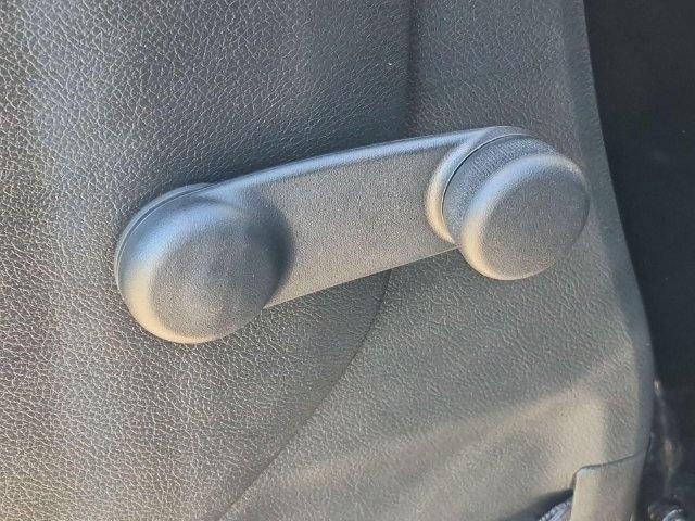 Used 2016 Jeep Wrangler Sport AWD/4WD image 17